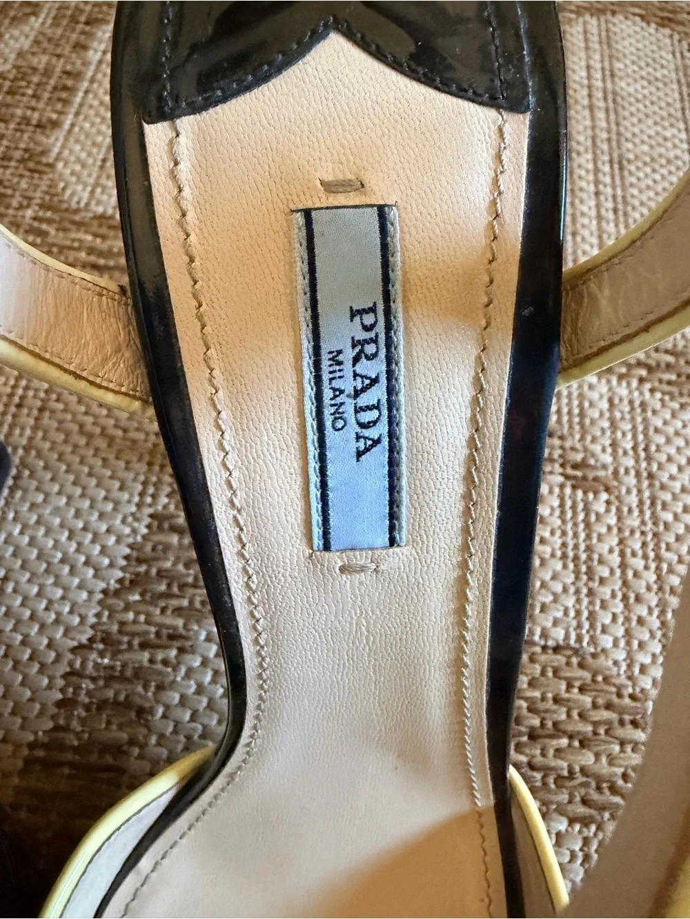 PRADA Black Patent Leather Platform Heels w/Cream Piping, size 9, euro 41